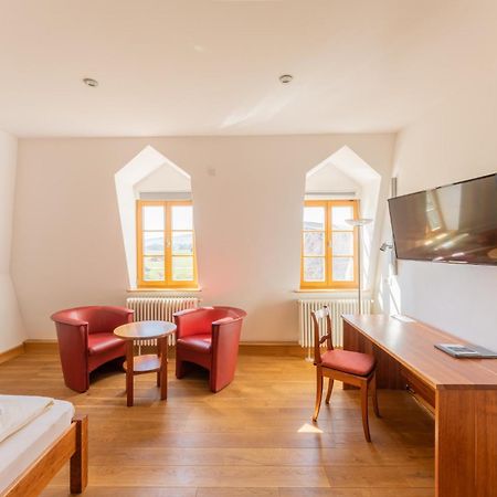 Biohotel Stiftsgut Wilhelmsgluecksbrunn Creuzburg Екстер'єр фото
