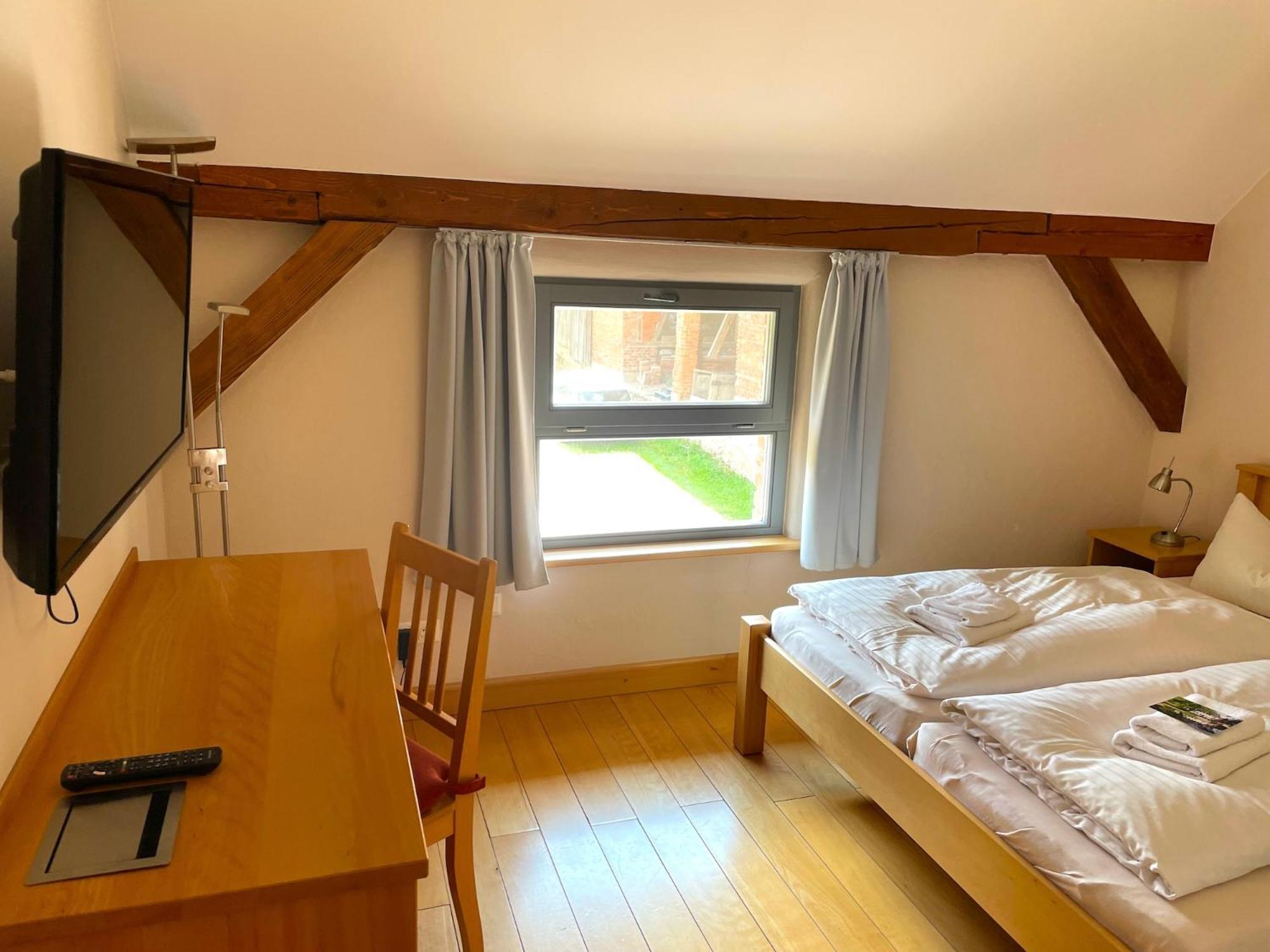 Biohotel Stiftsgut Wilhelmsgluecksbrunn Creuzburg Екстер'єр фото