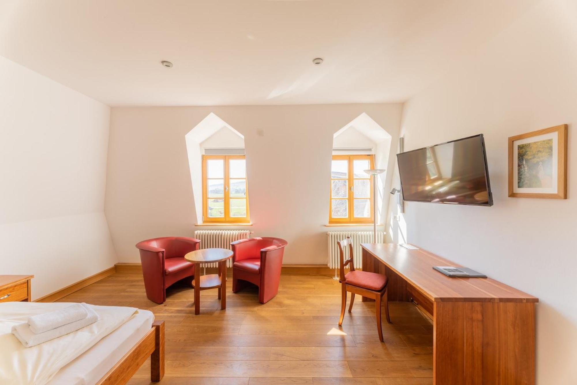 Biohotel Stiftsgut Wilhelmsgluecksbrunn Creuzburg Екстер'єр фото