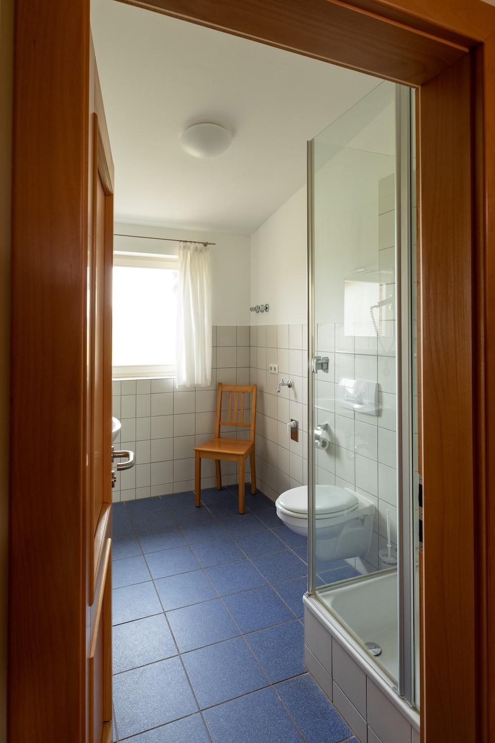 Biohotel Stiftsgut Wilhelmsgluecksbrunn Creuzburg Екстер'єр фото