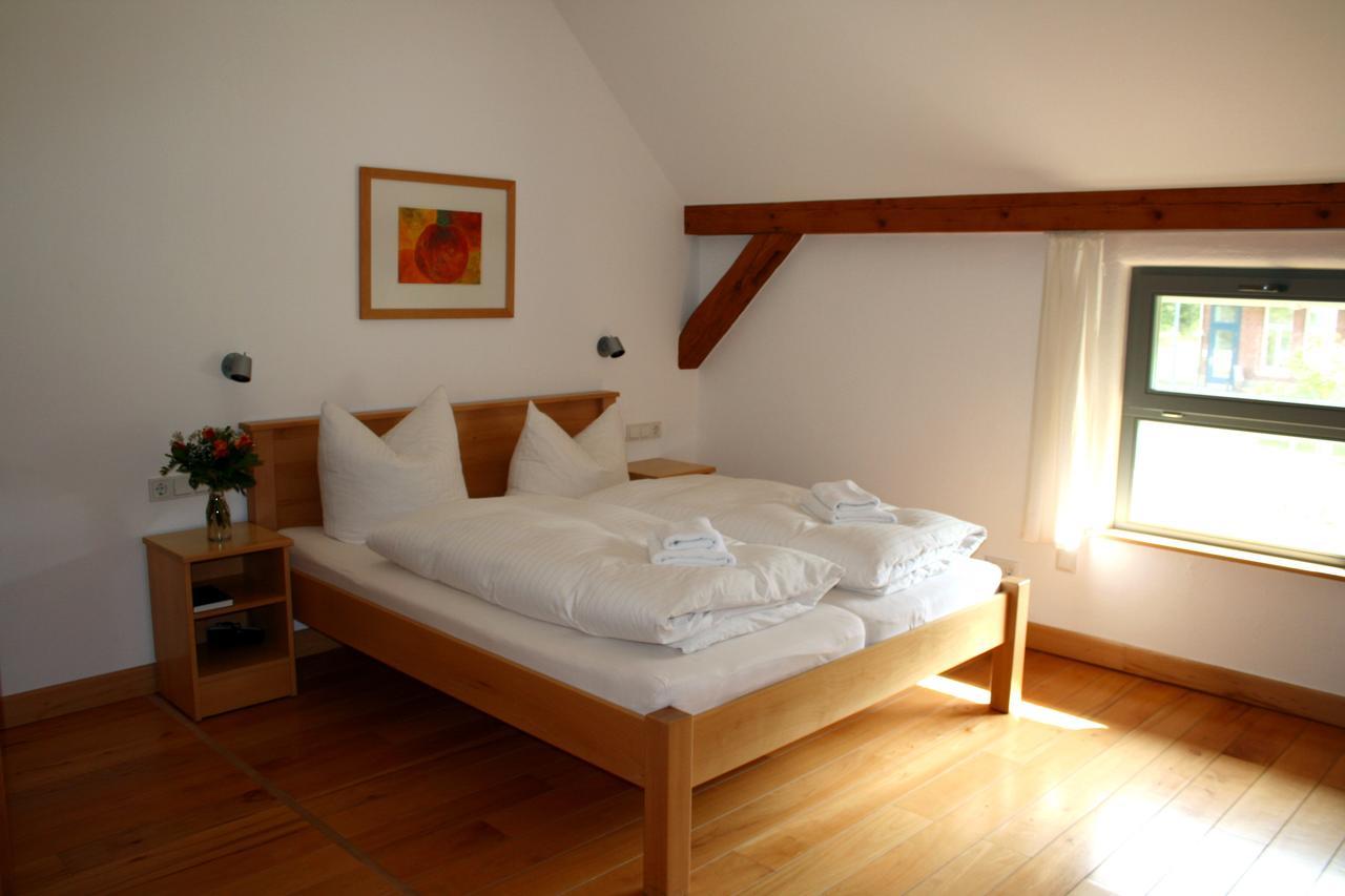 Biohotel Stiftsgut Wilhelmsgluecksbrunn Creuzburg Номер фото